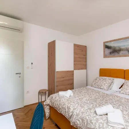 Charming Sant Elia - Two Bedroom *