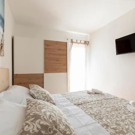 Charming Sant Elia - Two Bedroom *