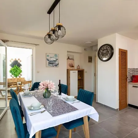 Charming Sant Elia - Two Bedroom *